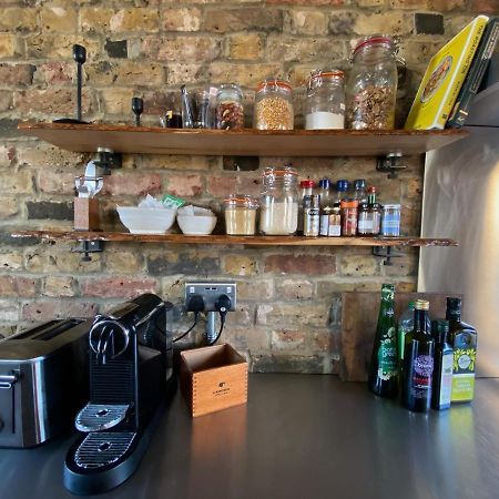 Bright & Beautiful Loft 10Mins To Shoreditch 런던 외부 사진